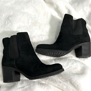Sam Edelman Hanley Black Suede Heeled Boots. US SIZE 7.5